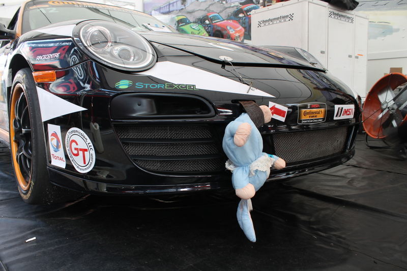 Illustration for article titled This Race Car Must Not Lose Its Road Car Key Under Any Circumstances, Ever